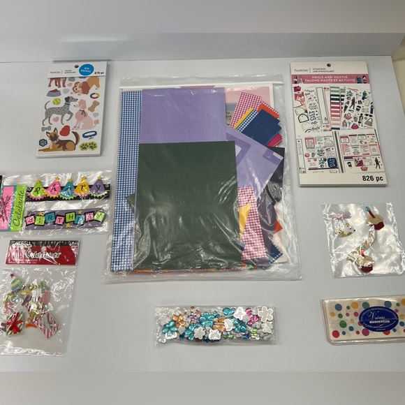 New Creative Collage Scrapbook Kit with Book and Accessories - Picture 5 of 5